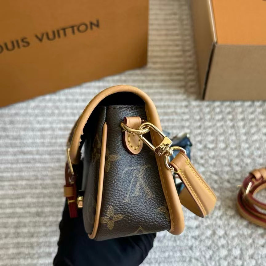 High-end Bag Customization - LV