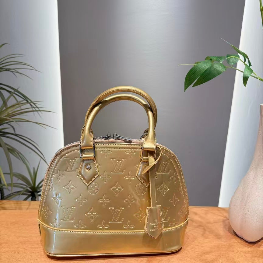 High-end Bag Customization - LV