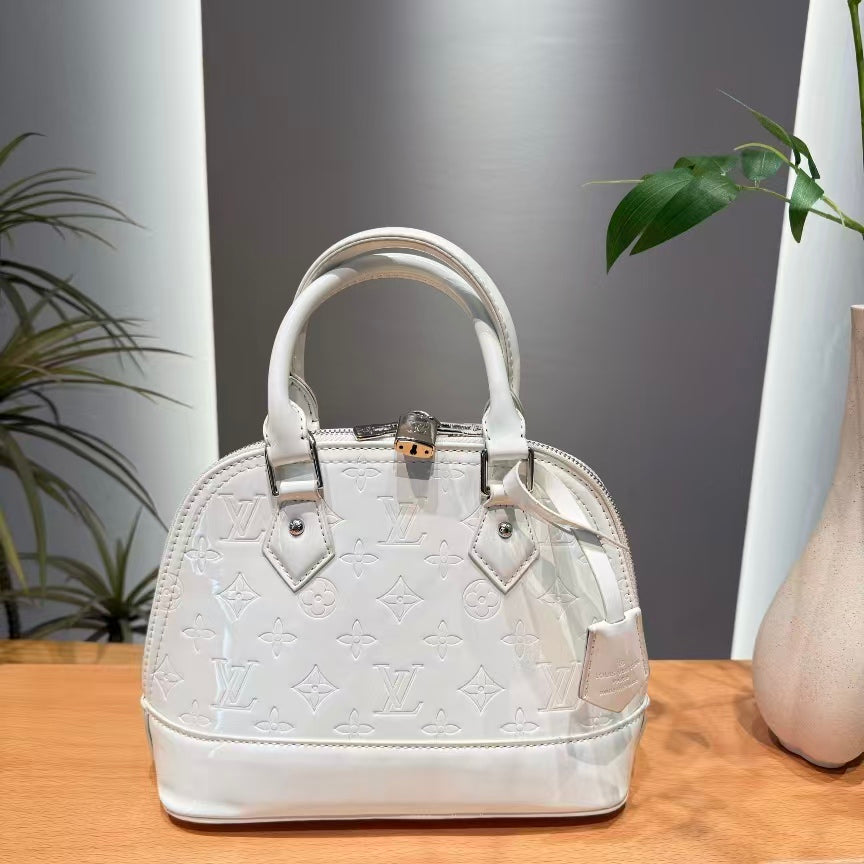 High-end Bag Customization - LV