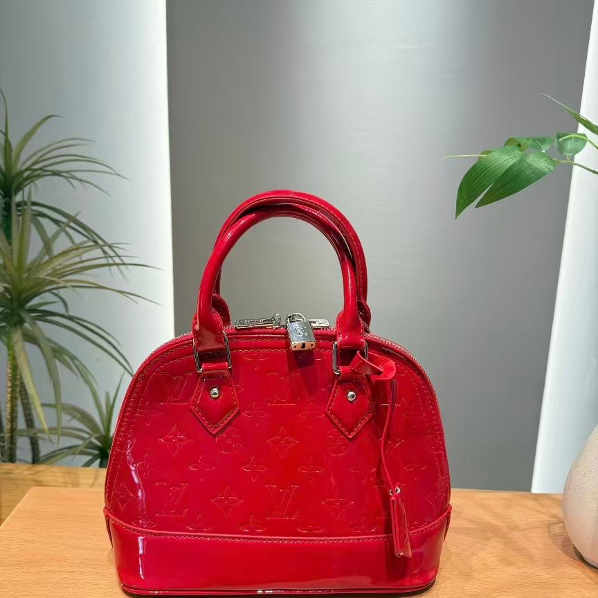 High-end Bag Customization - LV