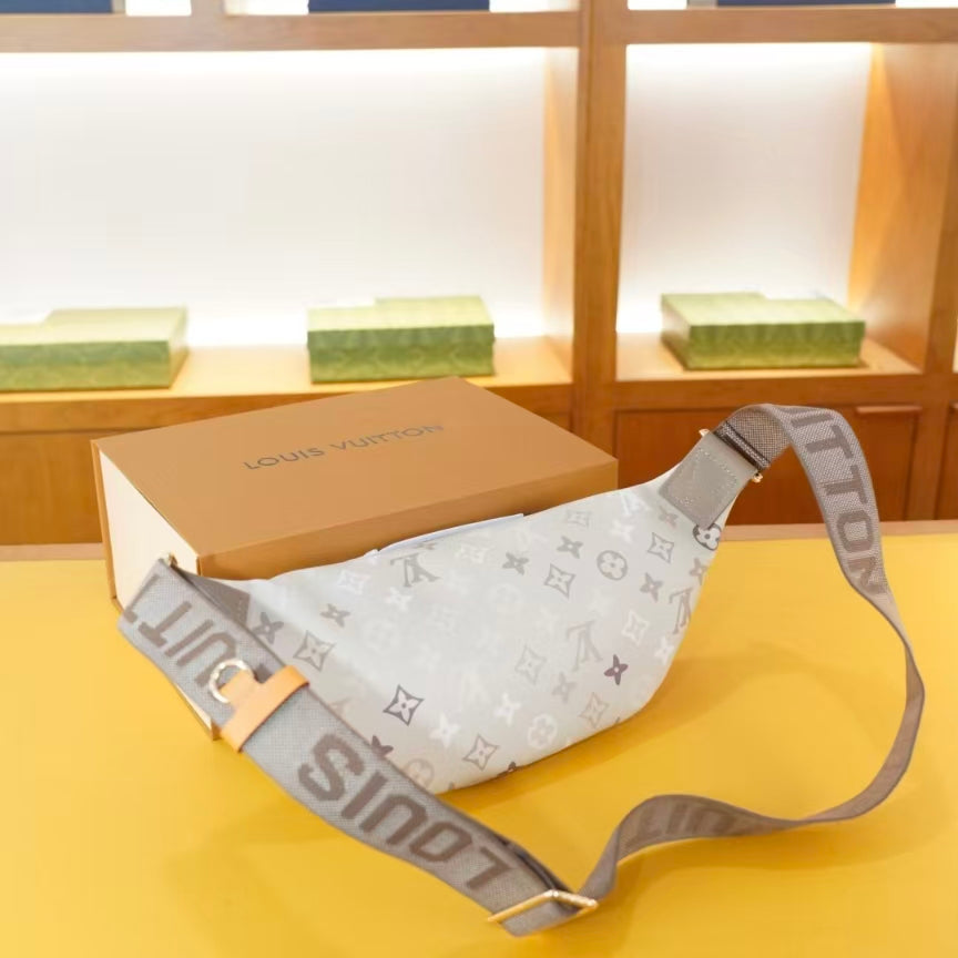 High-end Bag Customization - LV