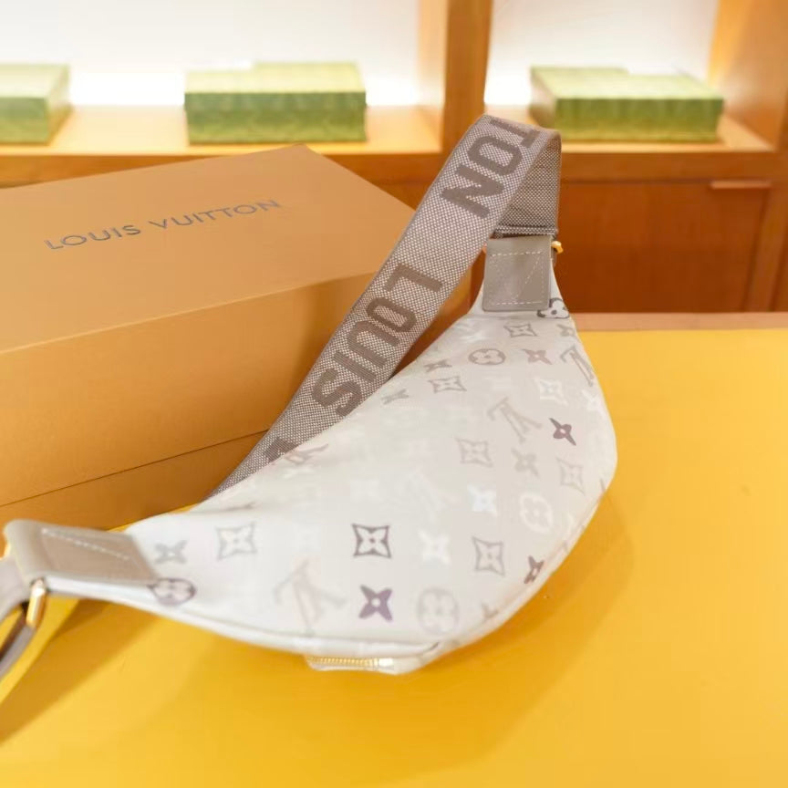 High-end Bag Customization - LV