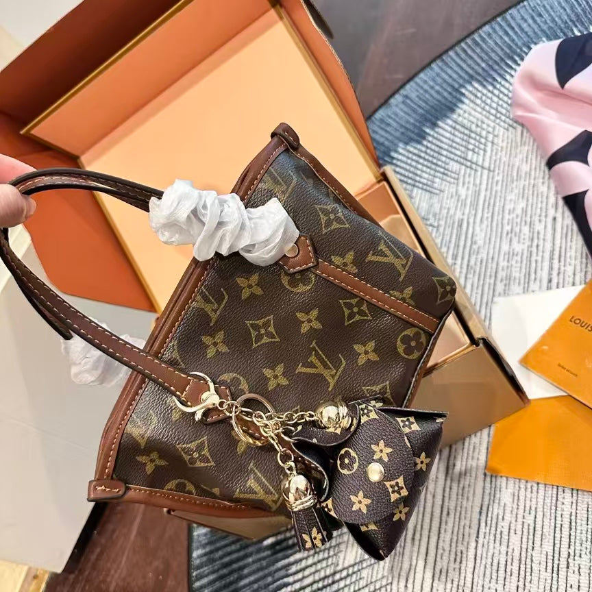 High-end Bag Customization - LV