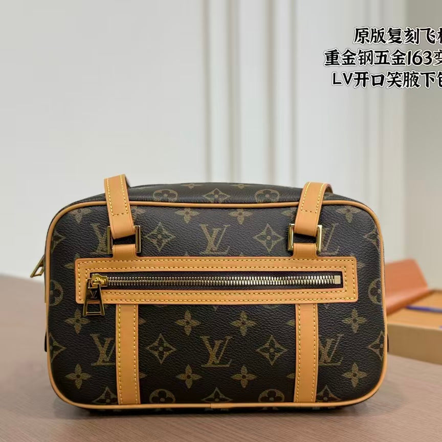 High-end Bag Customization - LV