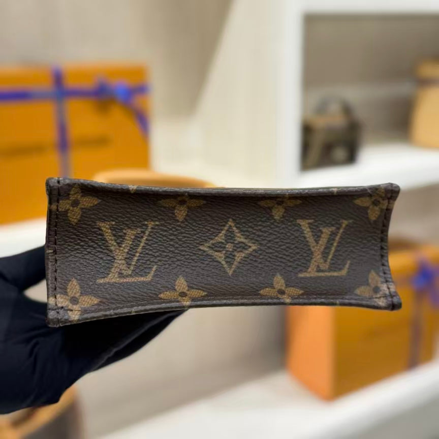 High-end Bag Customization - LV