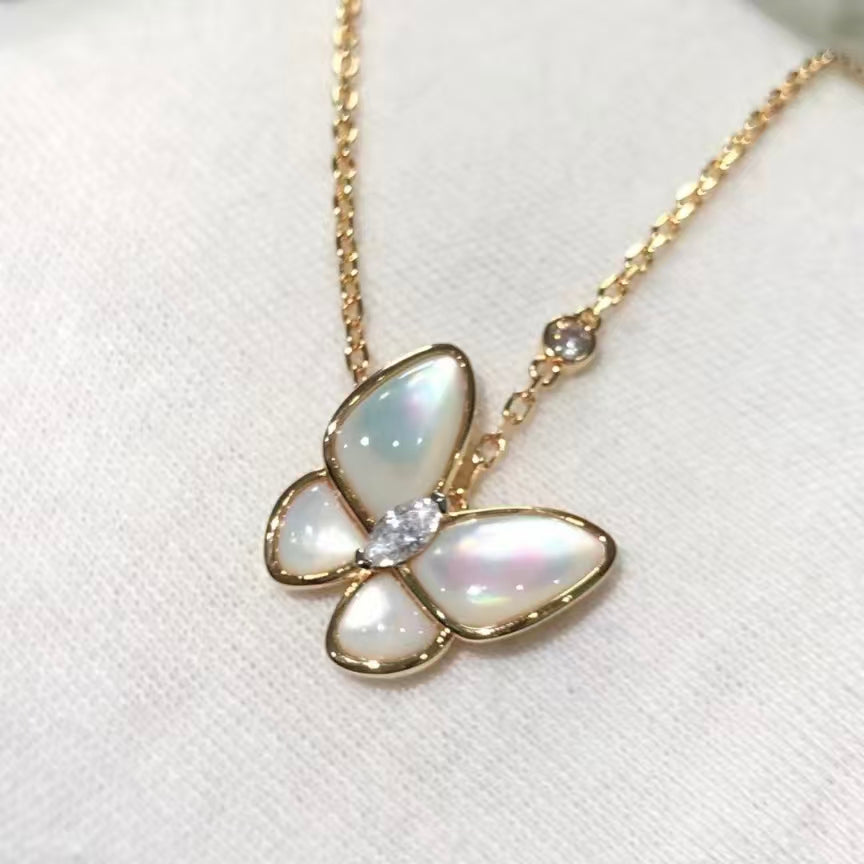 Exquisite Necklace and Bracelet Jewelry Collection