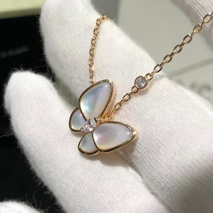Exquisite Necklace and Bracelet Jewelry Collection
