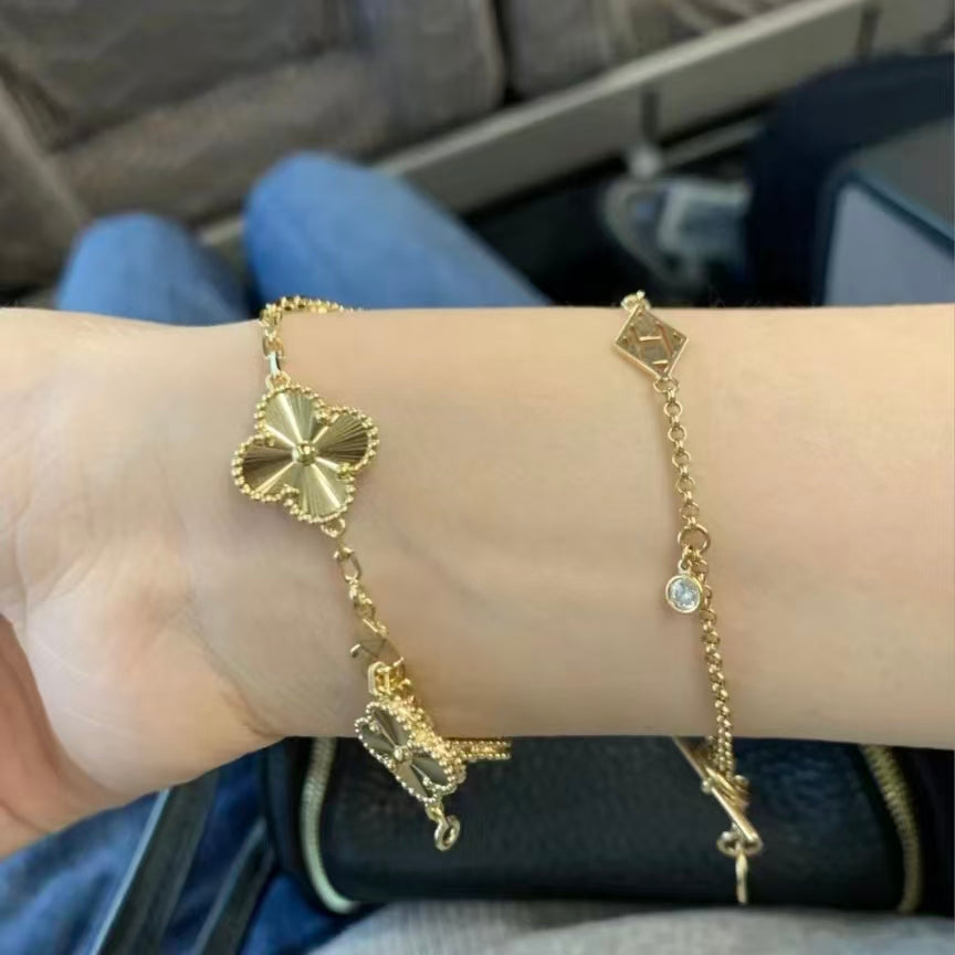 Exquisite Necklace and Bracelet Jewelry Collection