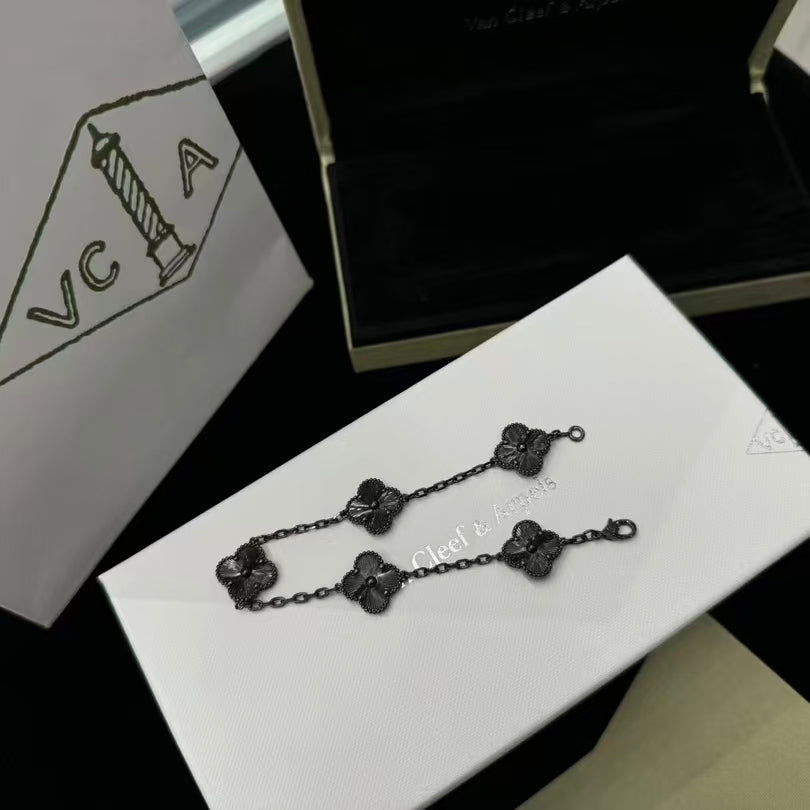 Exquisite Necklace and Bracelet Jewelry Collection