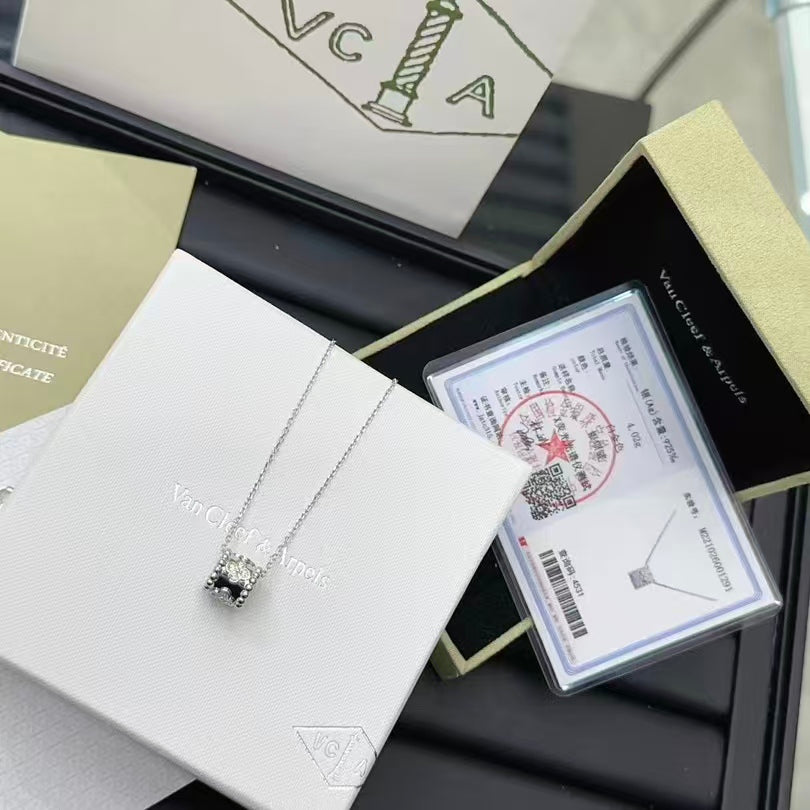 Exquisite Necklace and Bracelet Jewelry Collection