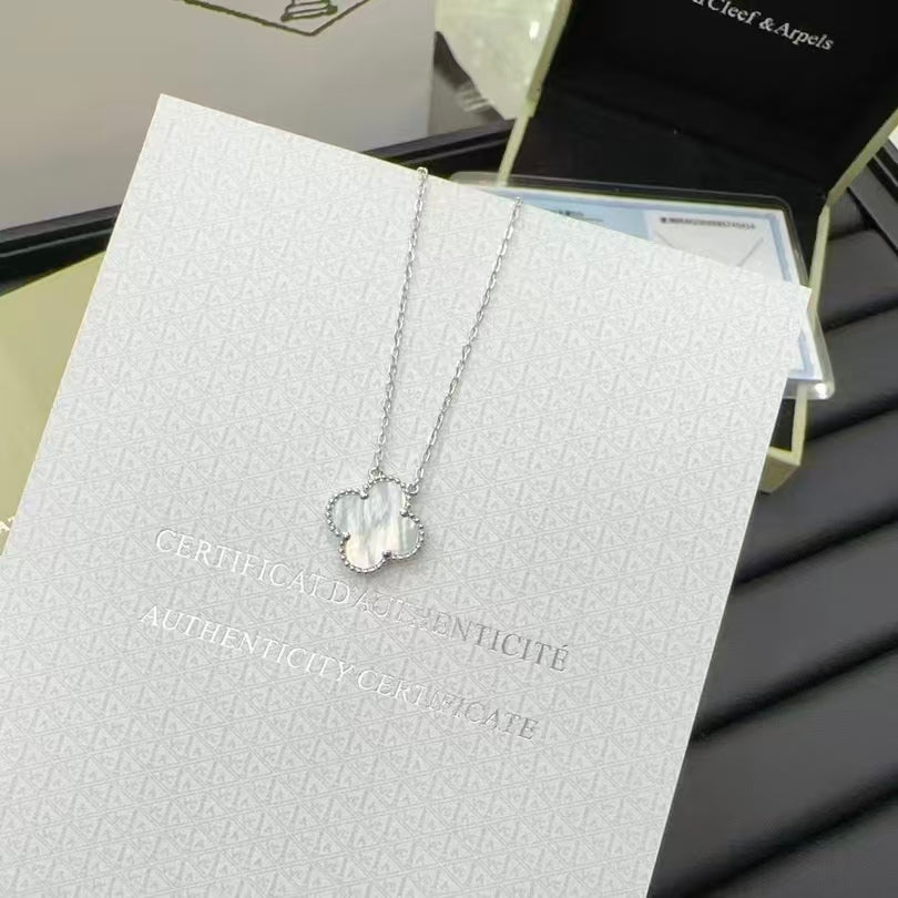 Exquisite Necklace and Bracelet Jewelry Collection