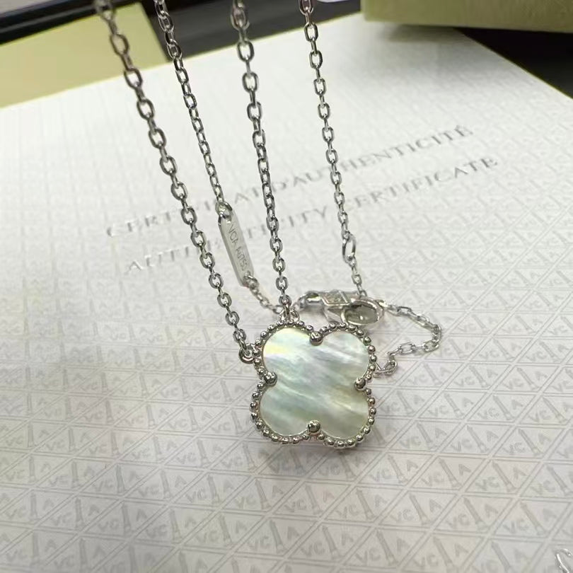 Exquisite Necklace and Bracelet Jewelry Collection