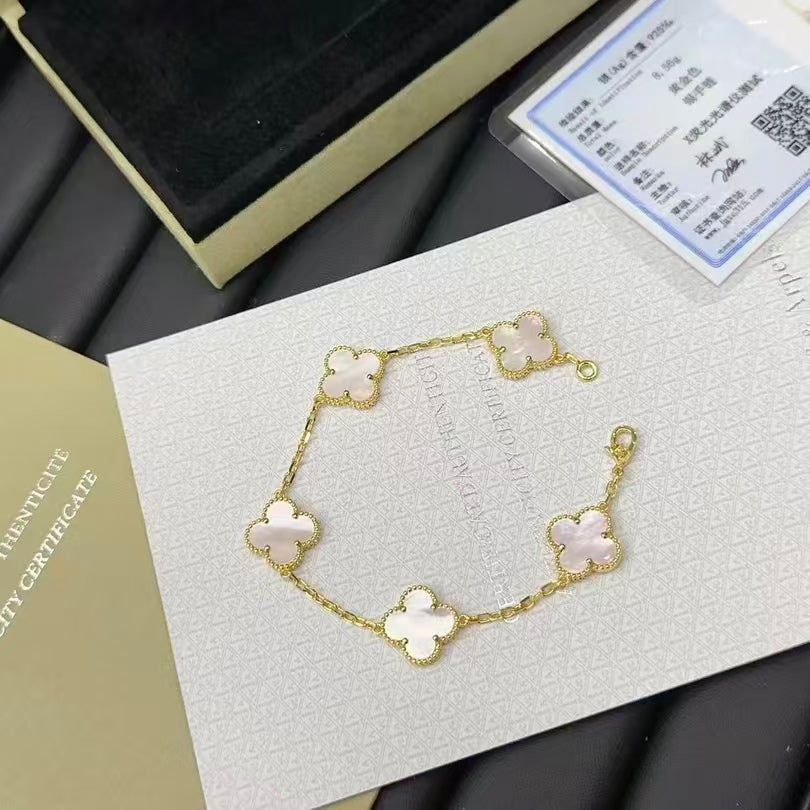 Exquisite Necklace and Bracelet Jewelry Collection