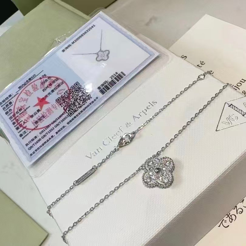 Exquisite Necklace and Bracelet Jewelry Collection
