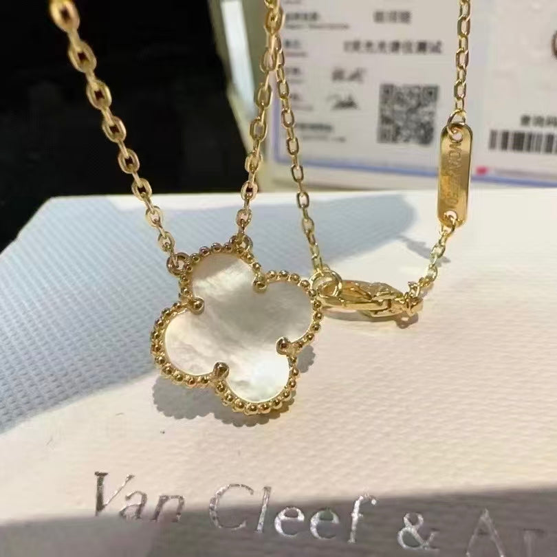 Exquisite Necklace and Bracelet Jewelry Collection