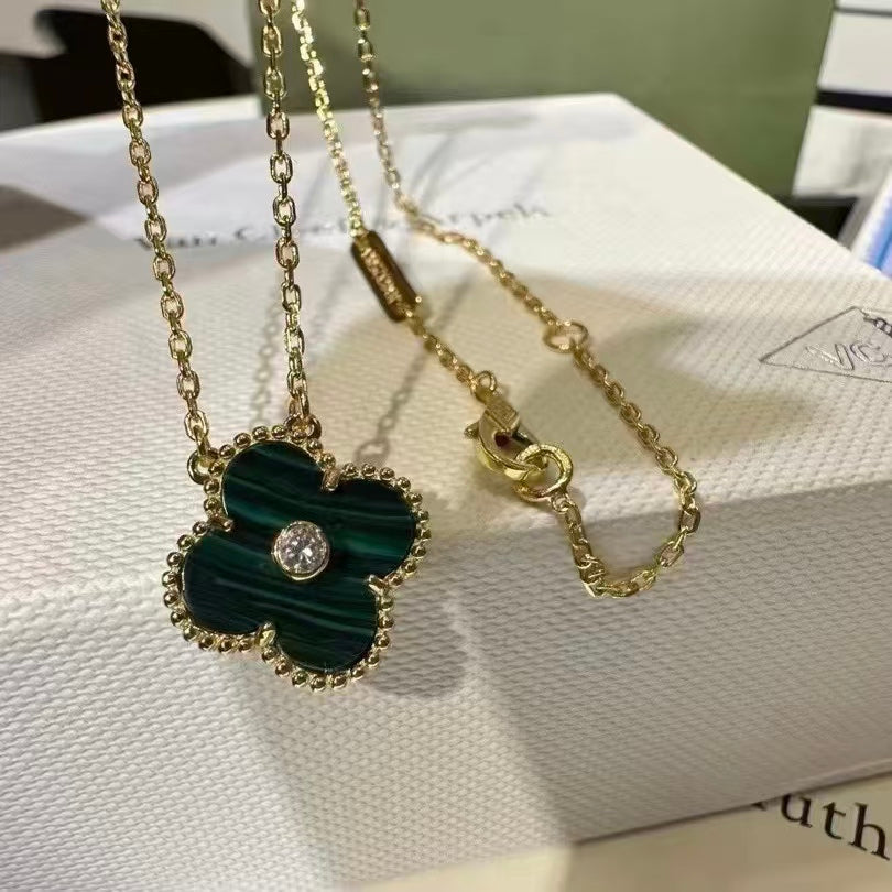 Exquisite Necklace and Bracelet Jewelry Collection