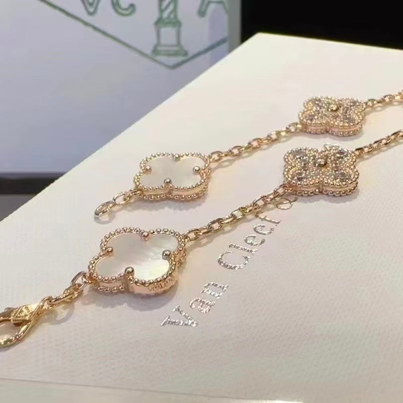 Exquisite Necklace and Bracelet Jewelry Collection