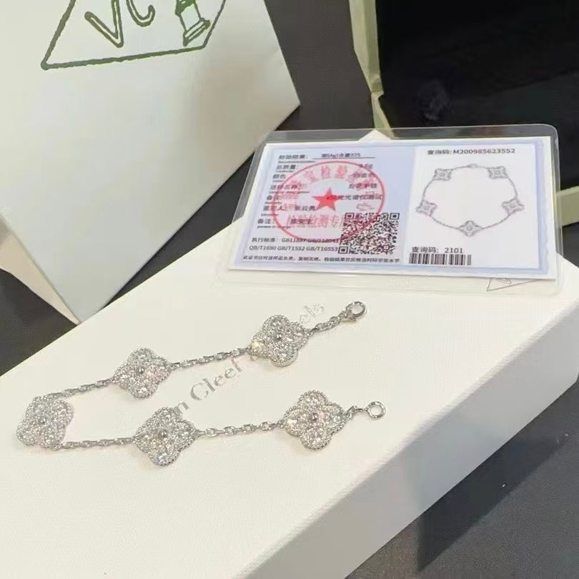 Exquisite Necklace and Bracelet Jewelry Collection