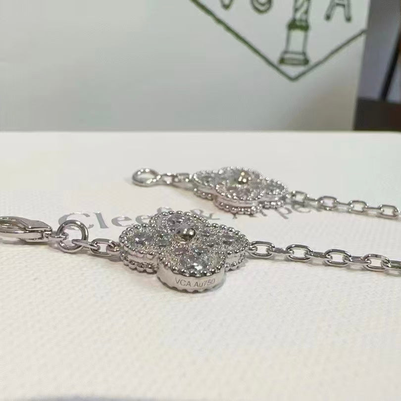 Exquisite Necklace and Bracelet Jewelry Collection