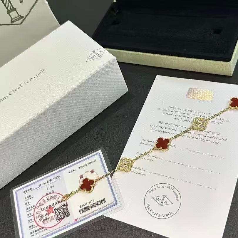 Exquisite Necklace and Bracelet Jewelry Collection