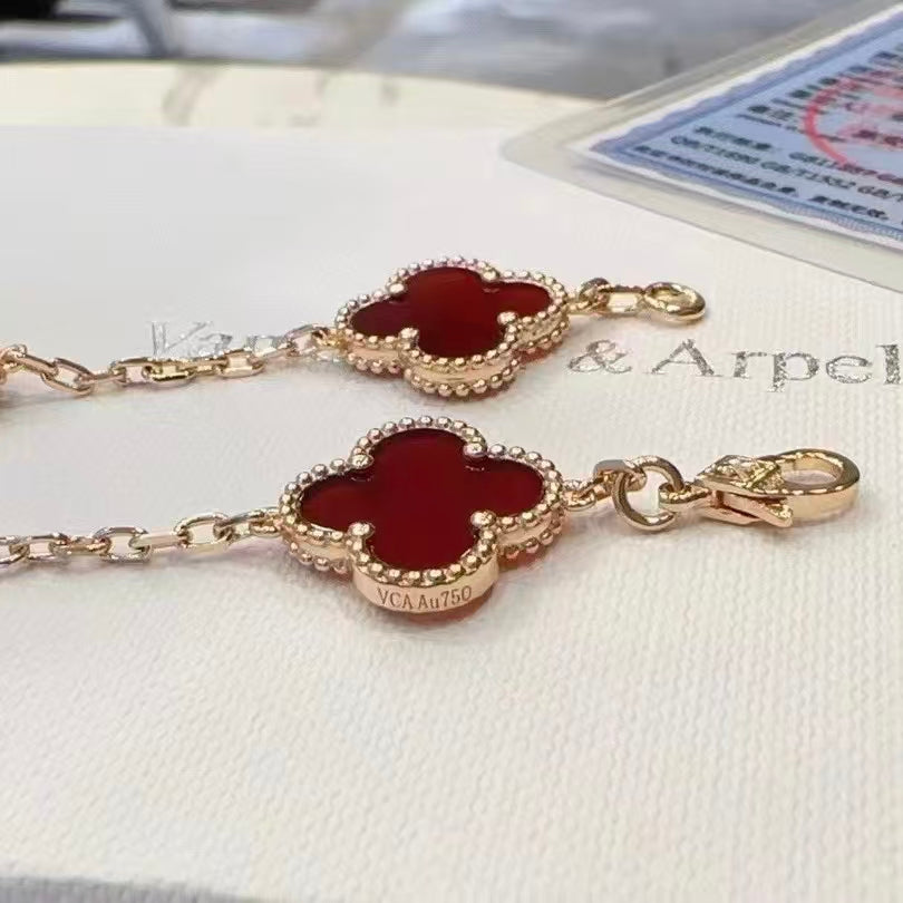 Exquisite Necklace and Bracelet Jewelry Collection