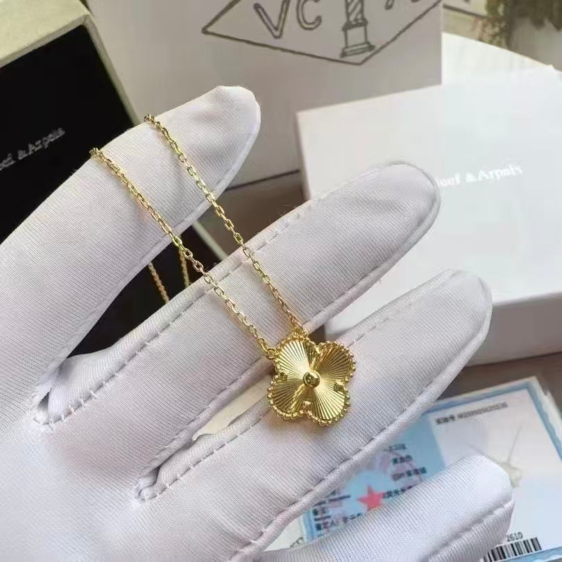 Exquisite Necklace and Bracelet Jewelry Collection