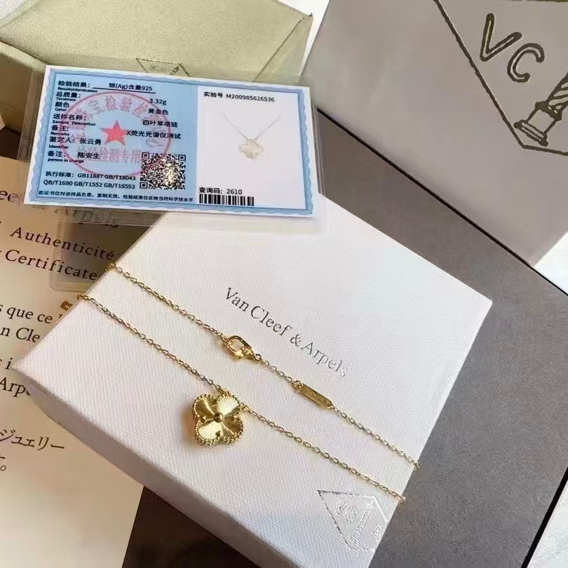 Exquisite Necklace and Bracelet Jewelry Collection