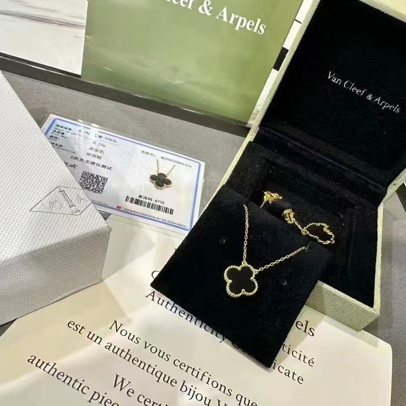 Exquisite Necklace and Bracelet Jewelry Collection