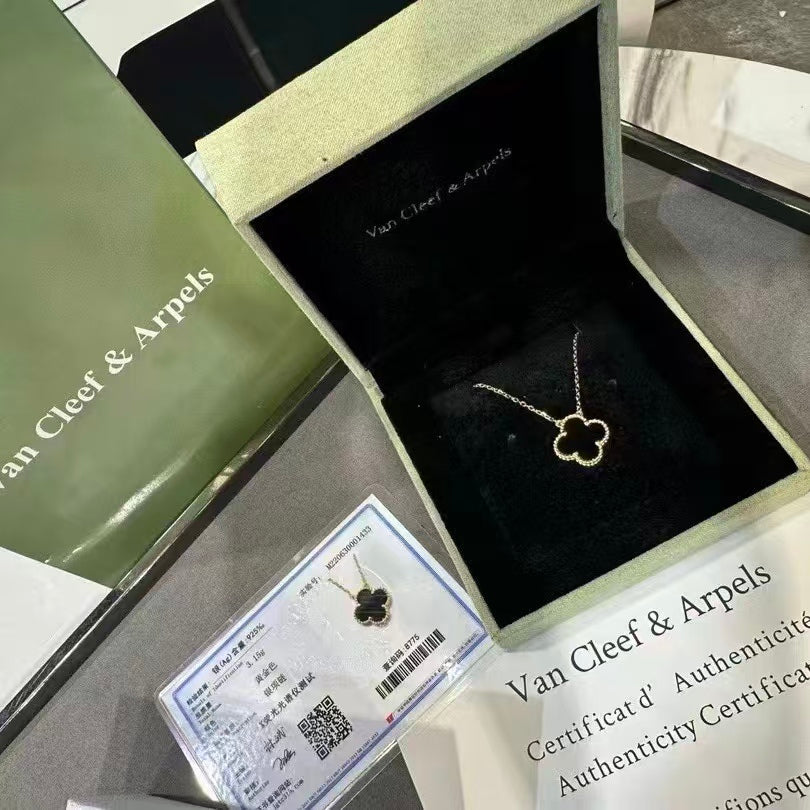 Exquisite Necklace and Bracelet Jewelry Collection